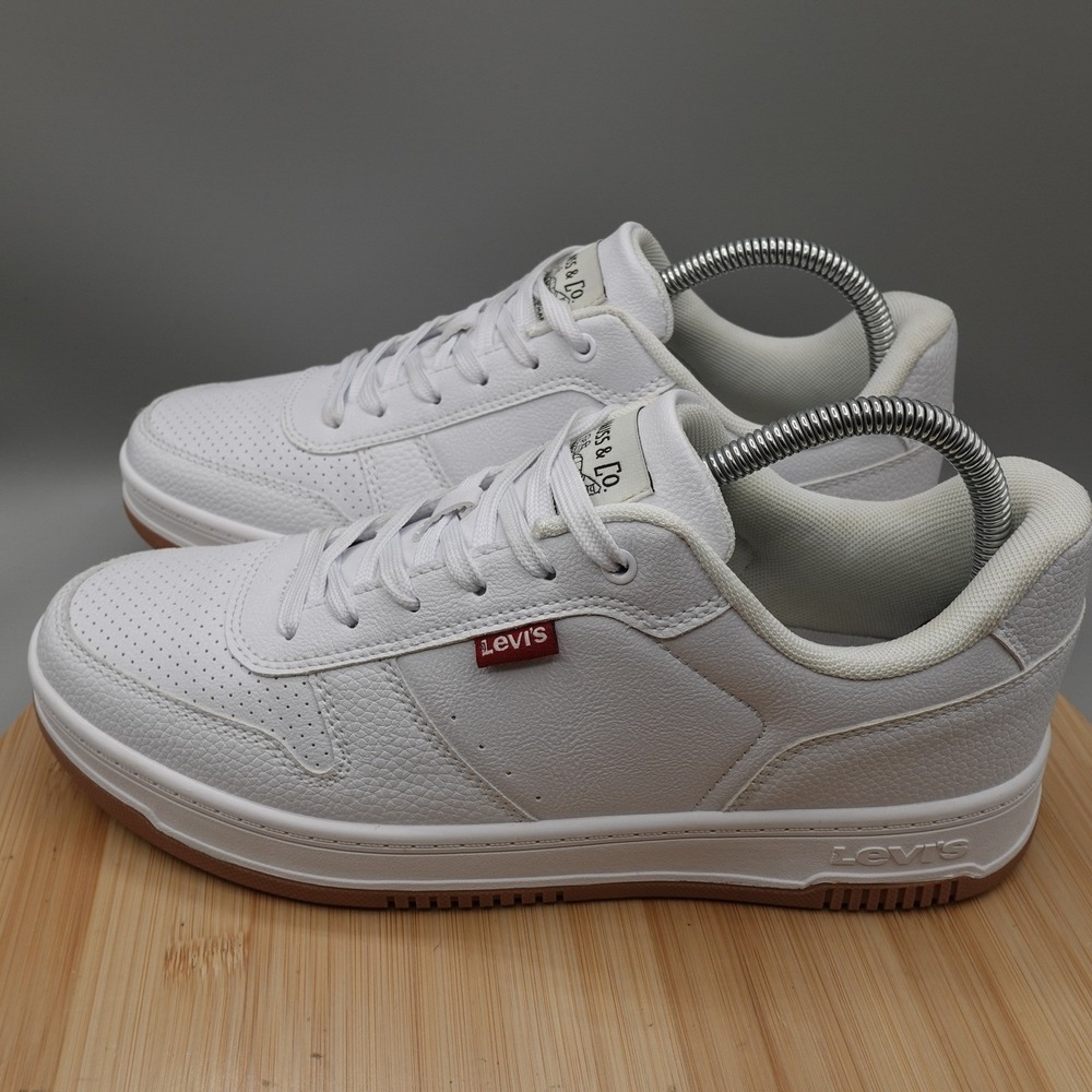 Levi's Shoes Women 9.5 White Court Sneakers Casual Leather 510-12595 Flaw